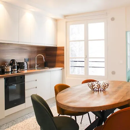 Charming T3 In The Center Of *