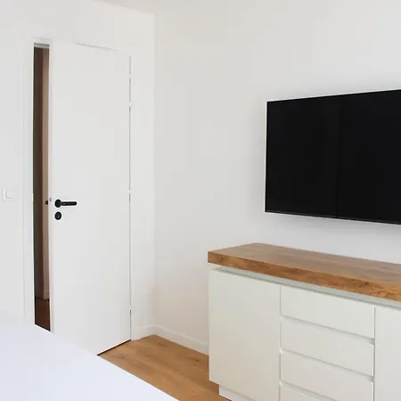 Charming T3 In The Center Of *