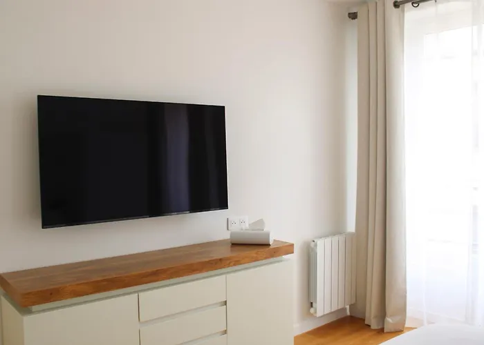 Charming T3 In The Center Of Apartment